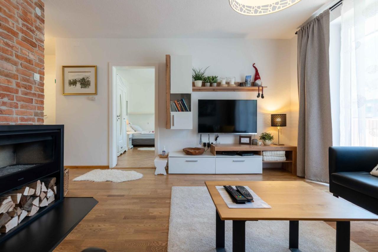 Apartma Pecek Kranjska Gora Eksteriør billede